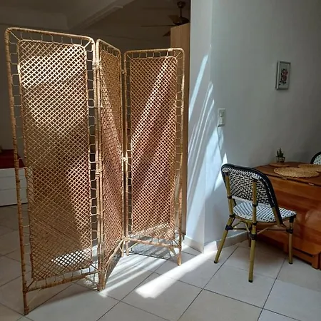 Les Cooliss Apartment *